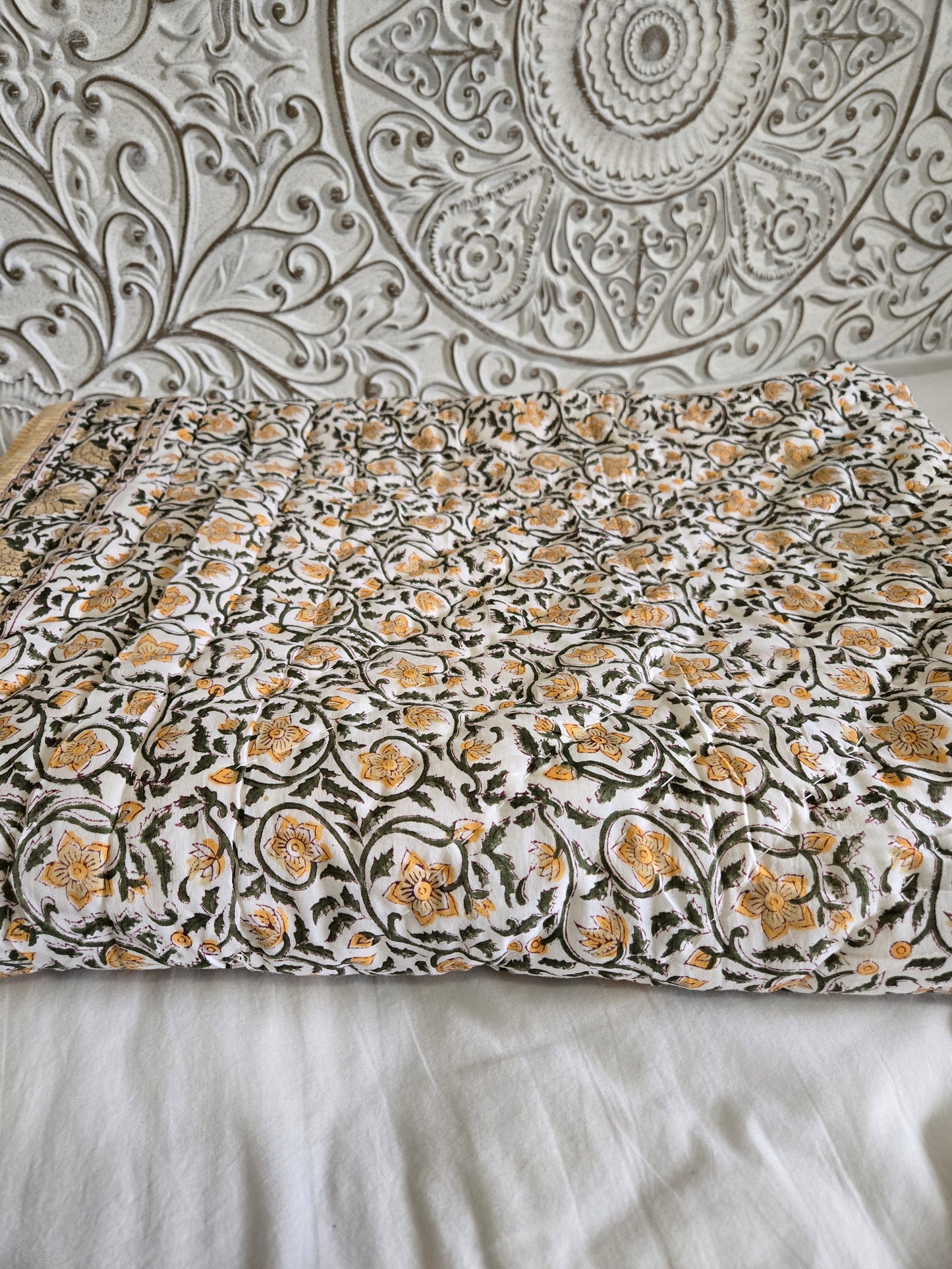 Saffron Bloom Reversible Quilt - Twin Size