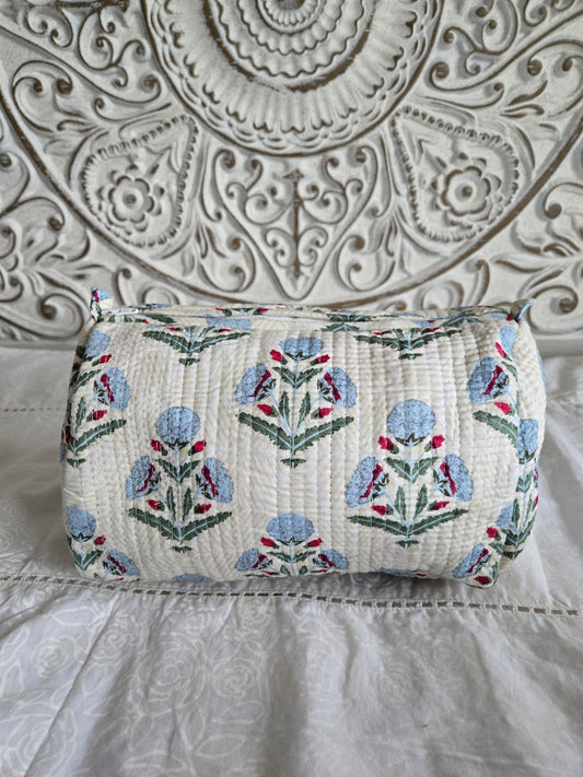 Frosted Bloom Quilted Pouch Set