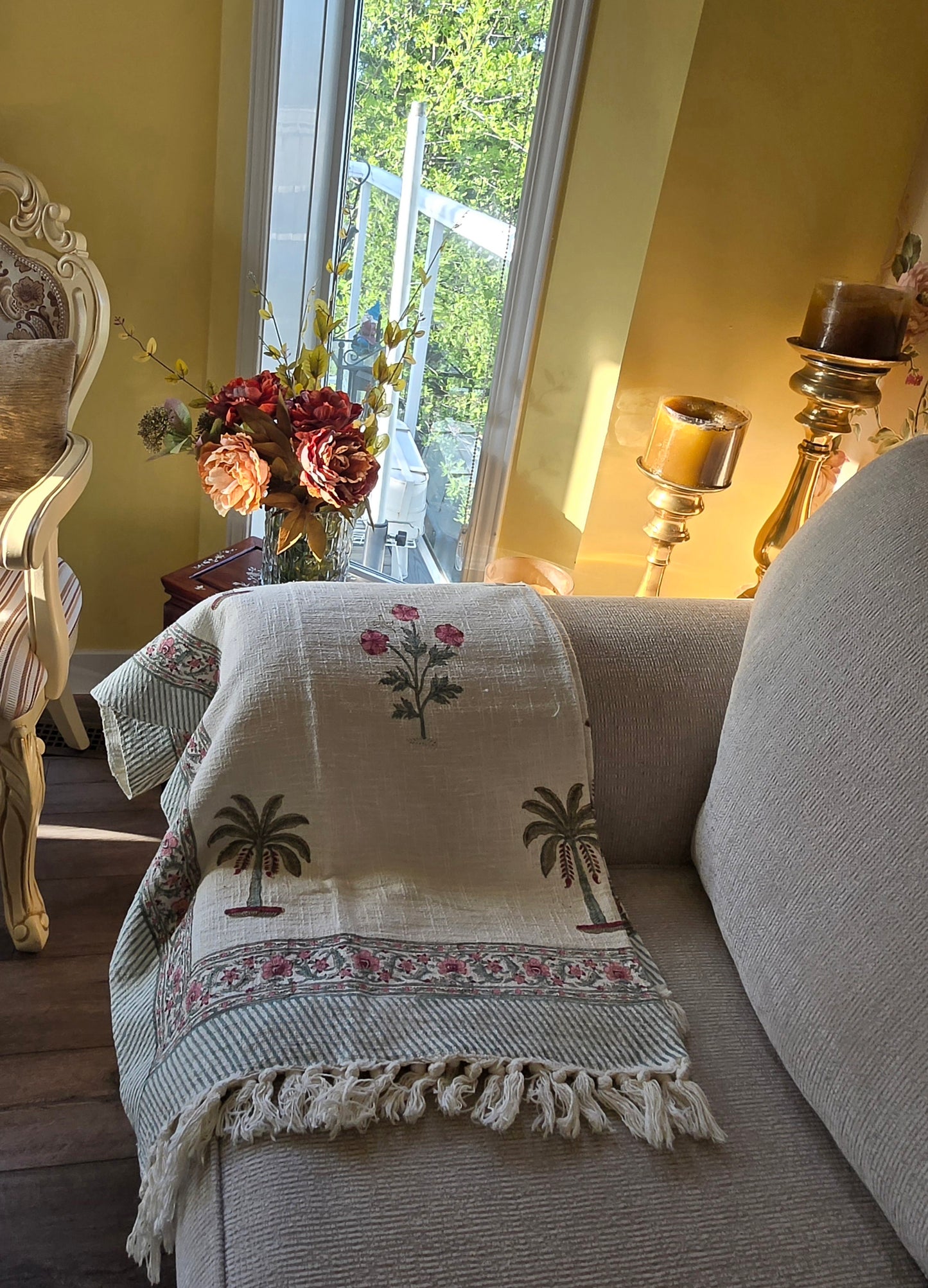 Palm Blossom Throw