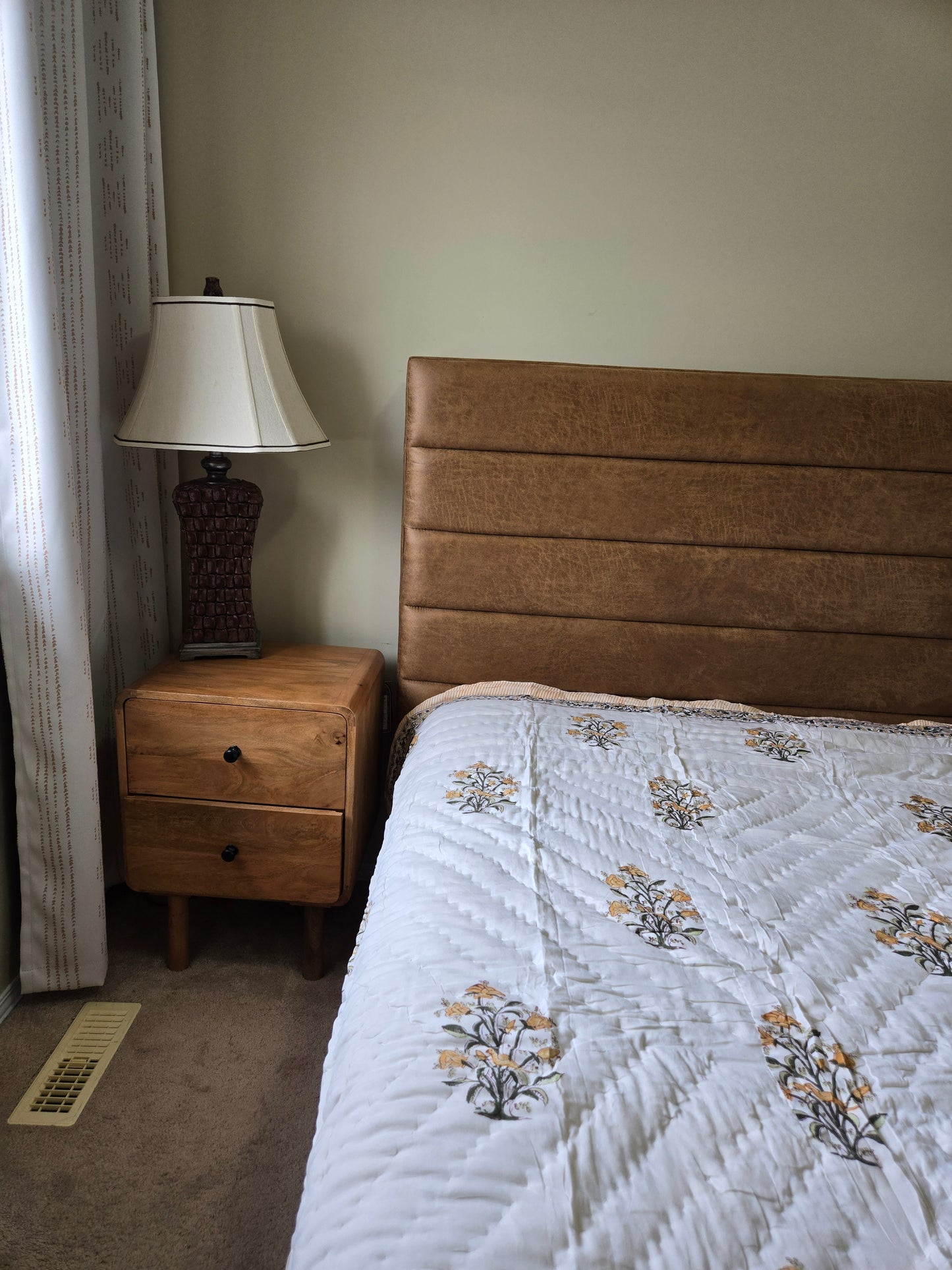 Saffron Bloom Reversible Quilt - Twin Size