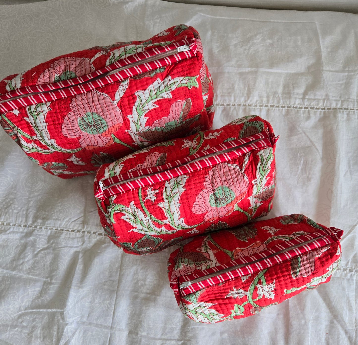 Scarlet Poppy Blooms Pouch Set