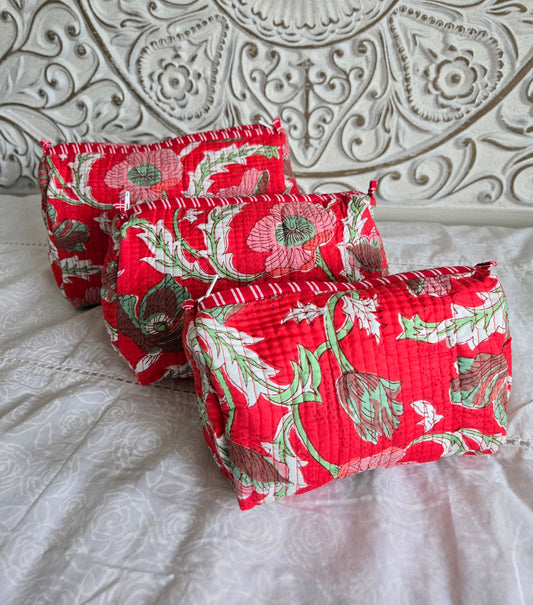 Scarlet Poppy Blooms Pouch Set