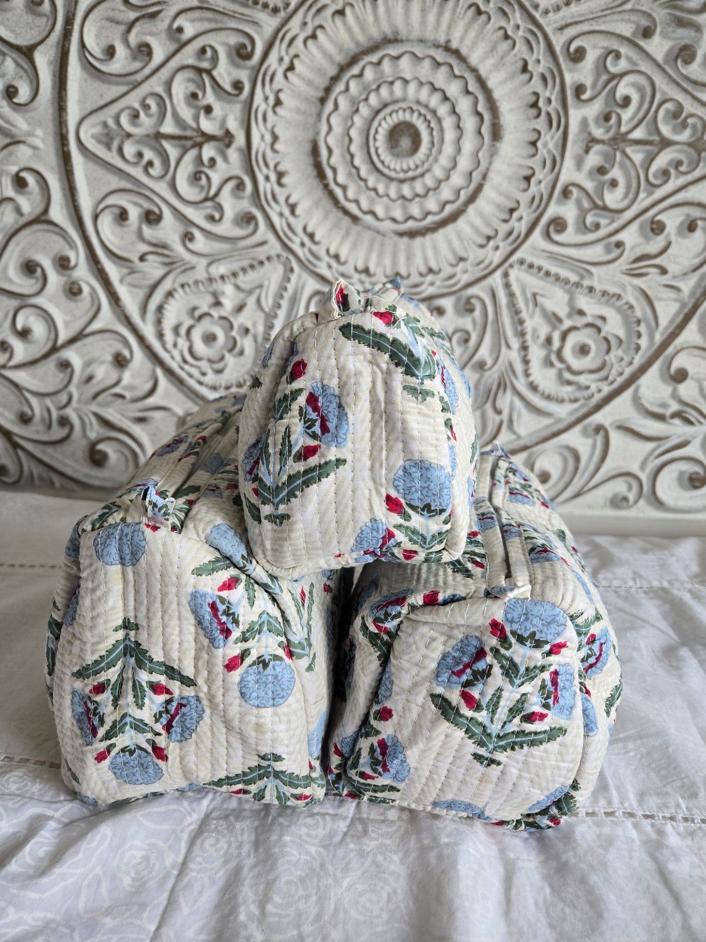 Frosted Bloom Quilted Pouch Set